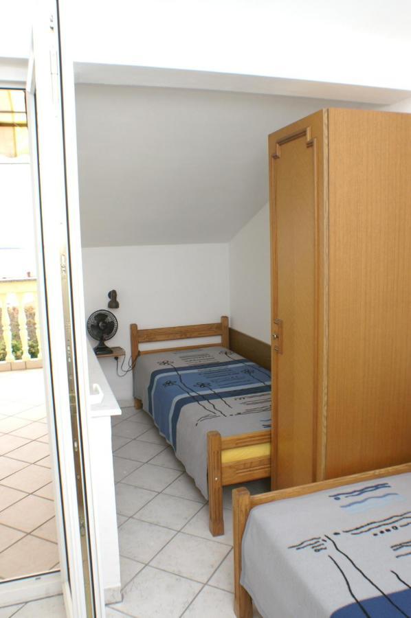 Apartments By The Sea Mandre, Pag - 4098 Luaran gambar